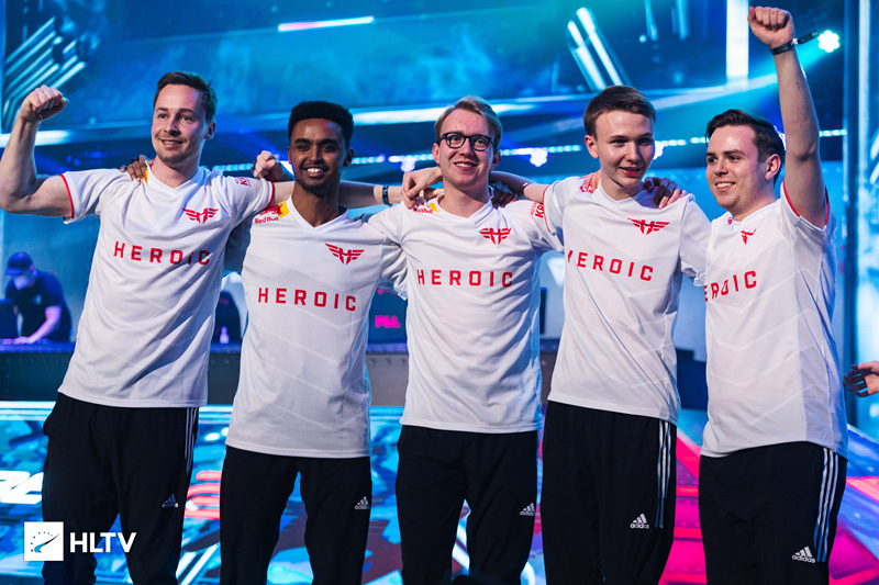 球迷们不妨 球迷们不妨