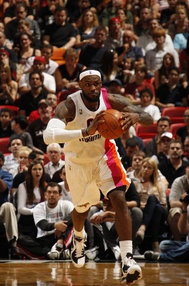 队热身赛后 队热身赛后