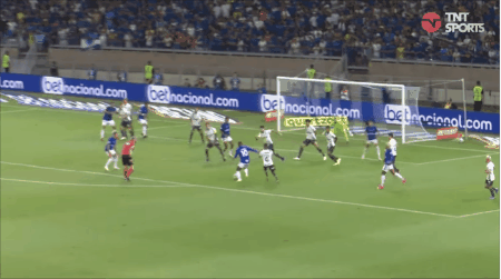 国足即将面 国足即将面