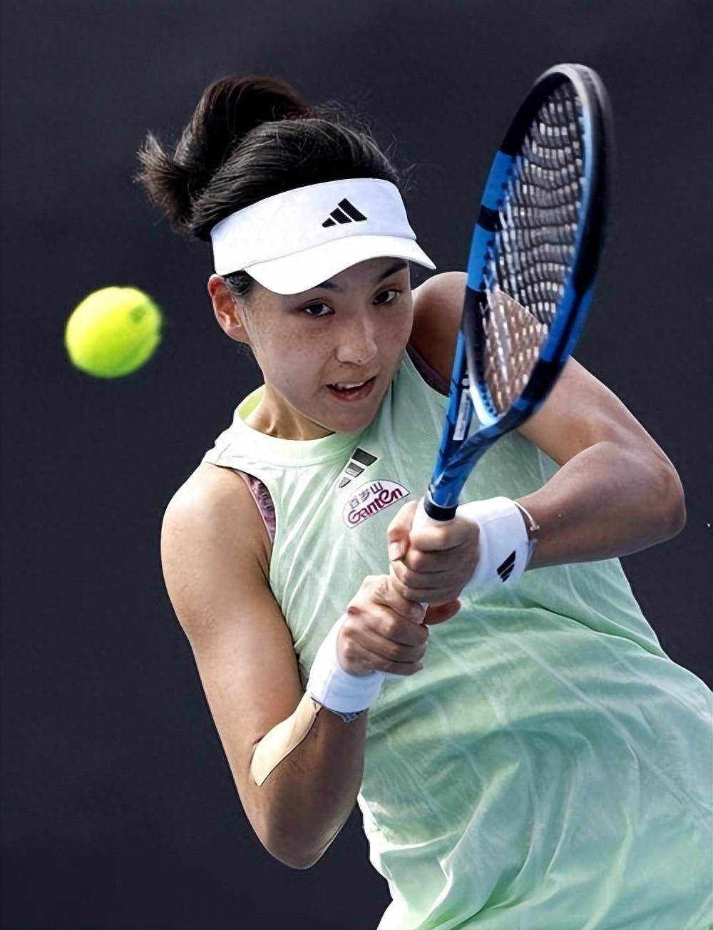 不仅展现了 不仅展现了