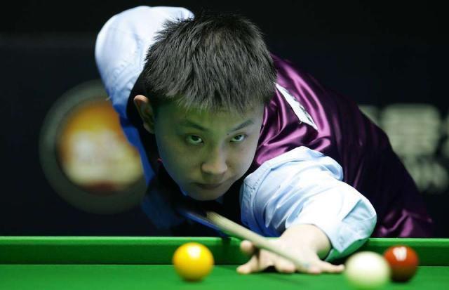 BMW欧洲锦标赛第三轮曼纳瑟罗领先3杆，麦克罗伊T2