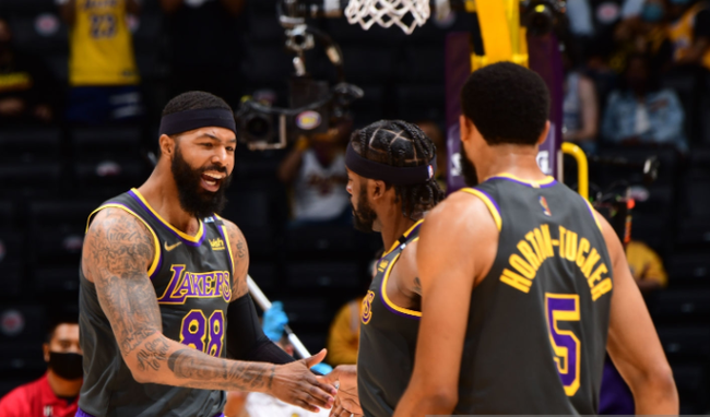 较量给出鲜 较量给出鲜